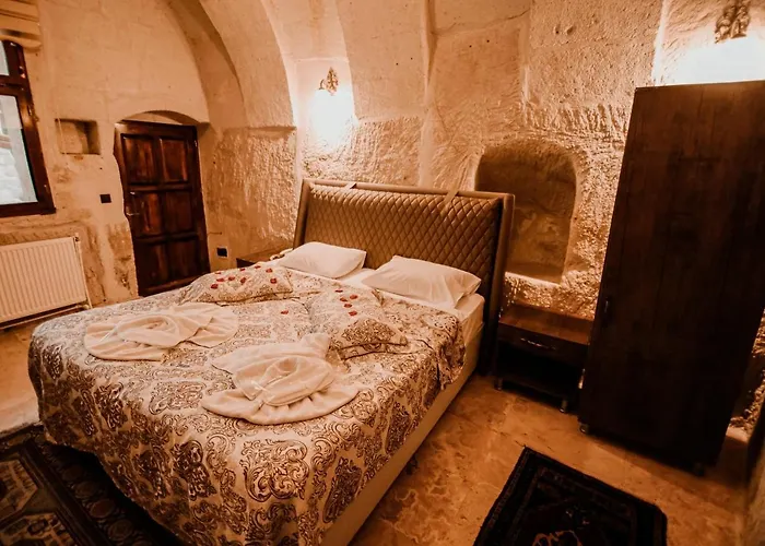 Katapa Special Cave *